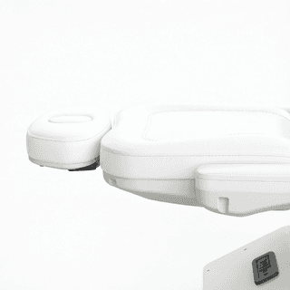 Косметологическое кресло Mizomed Parker с электроприводом, 4 мотора белый