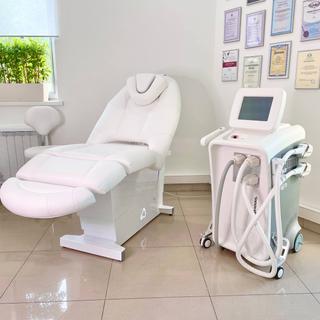 Электрическое косметологическое кресло "Прайм" с РУ, 1 мотор, Бежевый, Пульт