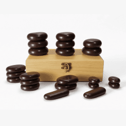 Набор массажных камней для стоун терапии из базальта Mizomed H22TC в коробке из бамбука 22 шт.